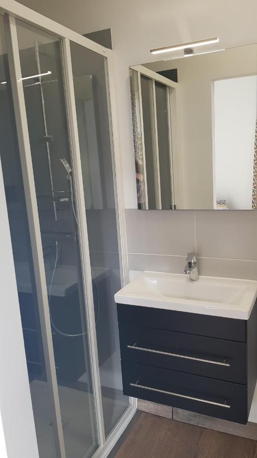 Suite Deluxe, Voyages D'Affaires. Saint-Nazaire (Loire-Atlantique) Exterior foto